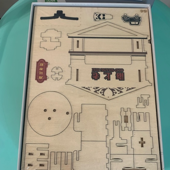 New Open Box Jigzle Old Shanghai 3D Wooden Music Box Puzzle - Picture 6 of 7